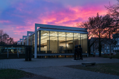 Glashalle des Lehmbruck Museums