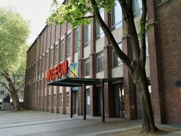 makk - Museum für Angewandte Kunst Köln, Eingangsseite