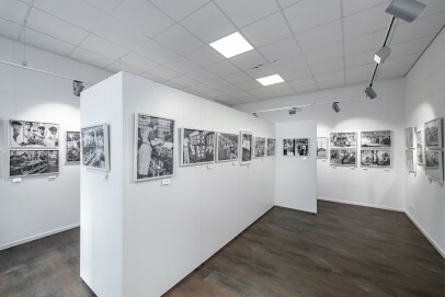 Dokumentationszentrum Glanzstoff: Ausstellungsansicht 